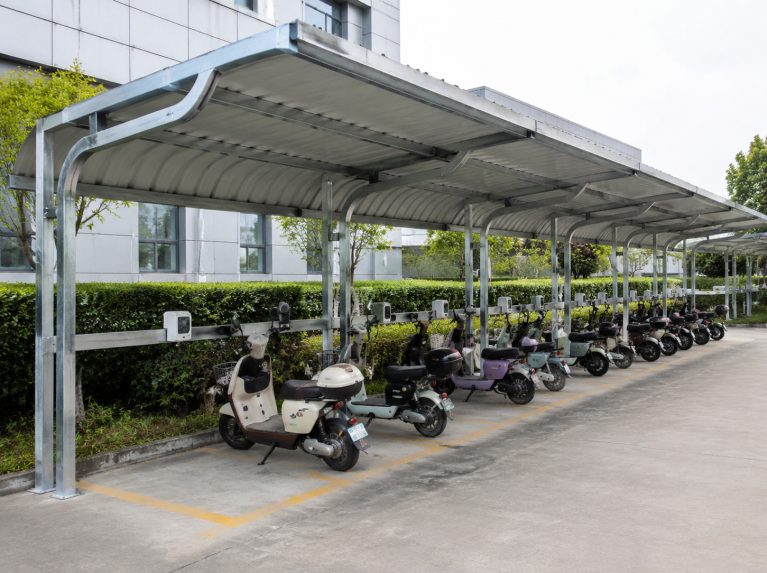 电瓶车充电棚